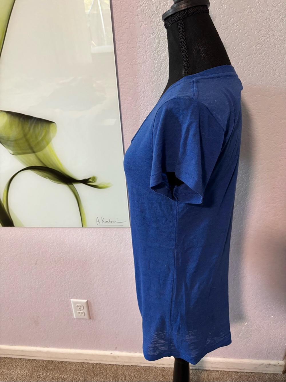 shirt size medium - Picture 2 of 4